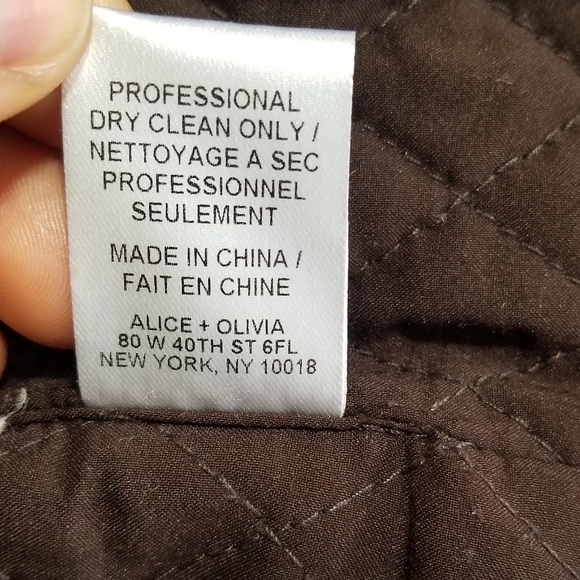 Alice + Olivia Tan White & Grey Marbled Faux Fur Open Vest Size Small - Picture 8 of 14